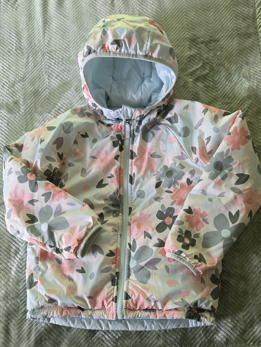 The North Face Girls' Floral Hooded Puffer Jacket - Light Pink & Blue